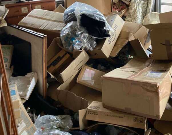 回収事例1　名古屋市（緑区）でのゴミ屋敷片付け
